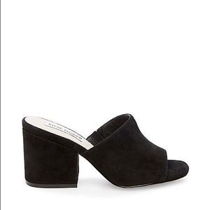 Black Suede Steve Madden Dalis Mule Size 7.5